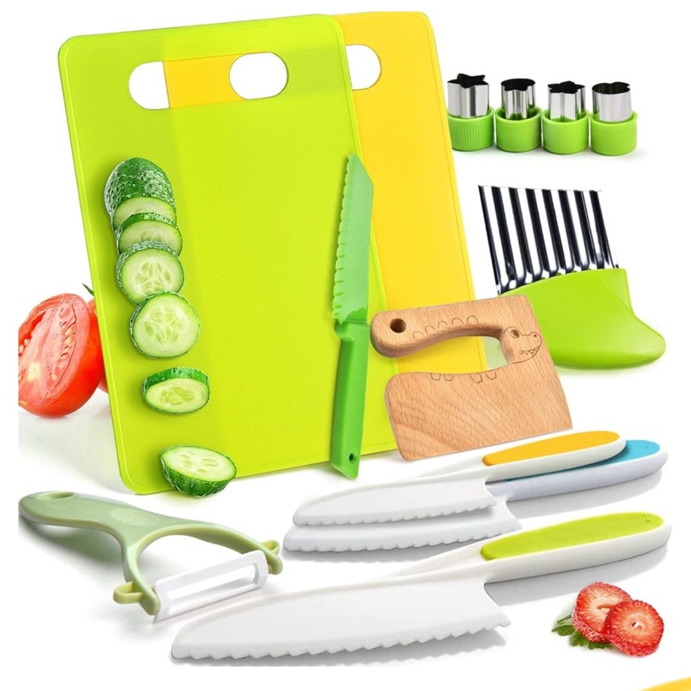 Toddler Kitchen Knife and Cutting Board Set